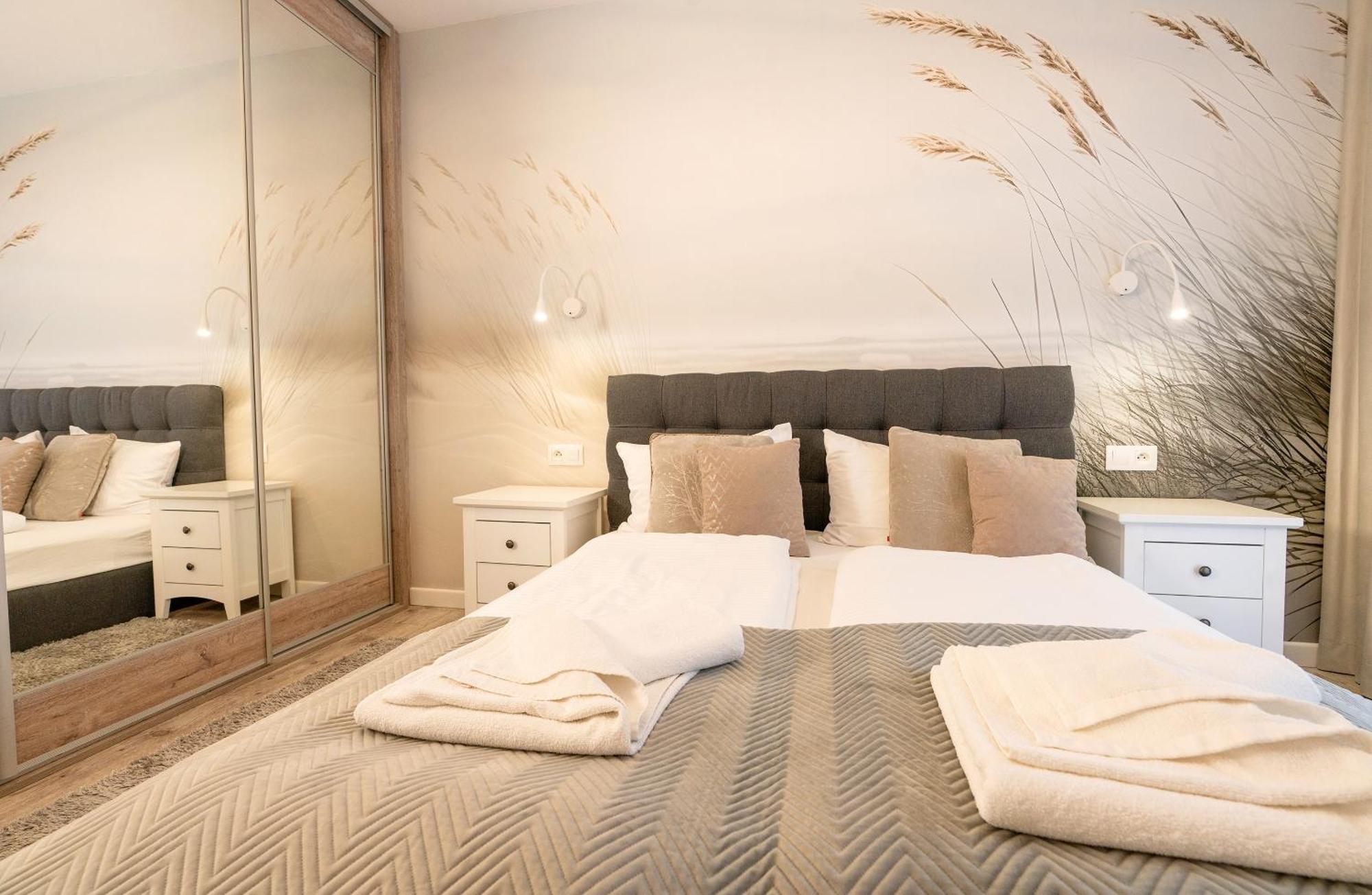 Apartment Przy Latarni Morskiej Z Garazem Kolberg